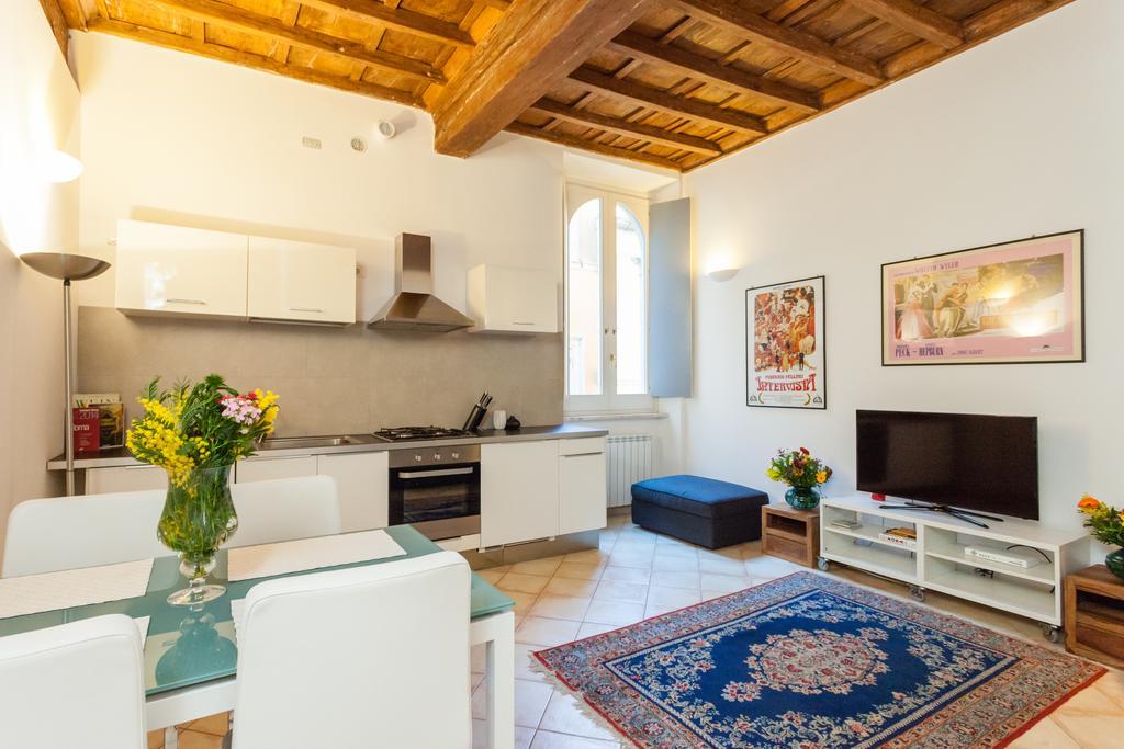 Maisonette Farnese روما الغرفة الصورة
