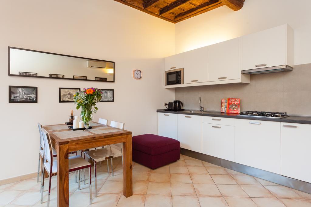 Maisonette Farnese روما الغرفة الصورة